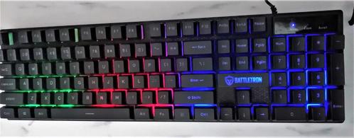 BACKLIGHT GAMING KEYBOARD, Computers en Software, Toetsenborden, Zo goed als nieuw, Qwerty, Bedraad, Gaming toetsenbord, Ophalen of Verzenden