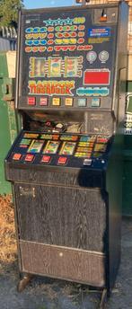 Oude Random flashback gokkast fruitautomaat., Euro, Ophalen, Gebruikt, Met sleutels