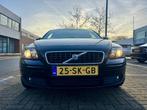 Volvo S40 2.4 Momentum NETTE AUTO TREKHAAK NAP APK 5-2026, Voorwielaandrijving, Gebruikt, 700 kg, Zwart