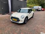 Mini 1.2 ONE 2016 Wit, Auto's, Mini, Stof, Zwart, 4 stoelen, 1198 cc
