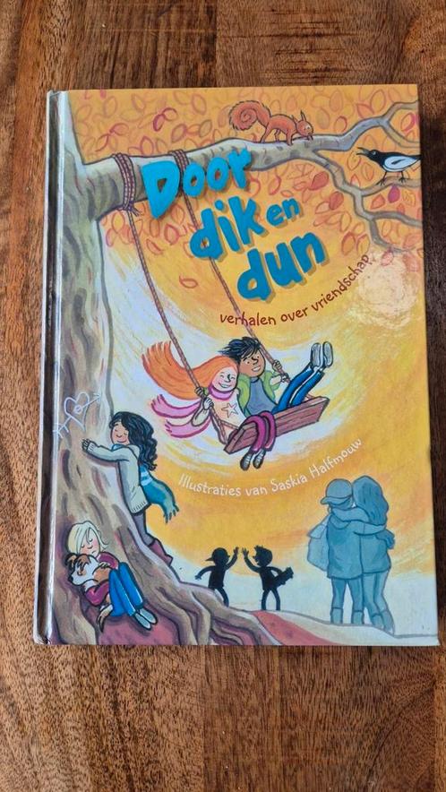 Door dik en dun, Boeken, Kinderboeken | Jeugd | onder 10 jaar, Zo goed als nieuw, Ophalen of Verzenden