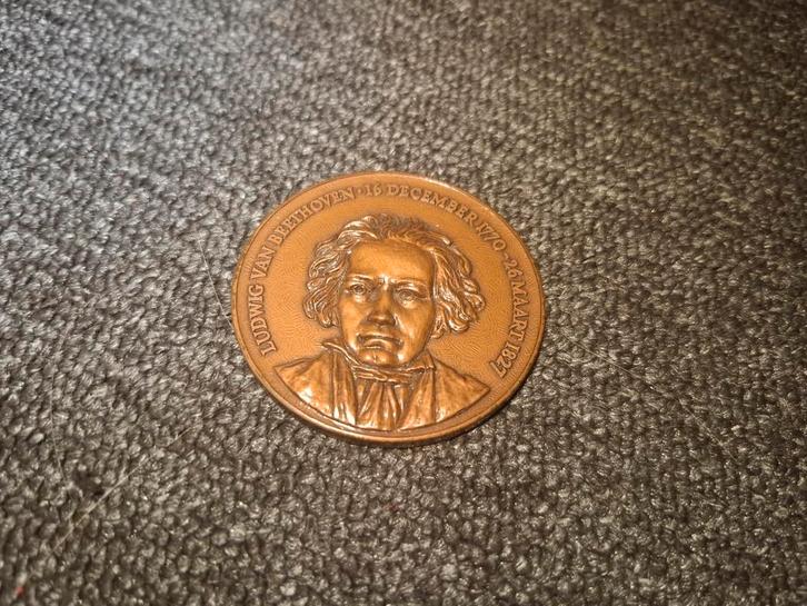 Beethoven Penning - Nederlandsche Boekenclub 1970, Postzegels en Munten, Penningen en Medailles, Brons, Nederland, Ophalen of Verzenden