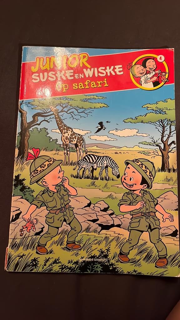 Willy Vandersteen - Junior Suske en Wiske Op Safari, Gelezen, Willy Vandersteen, Eén stripboek, Ophalen of Verzenden