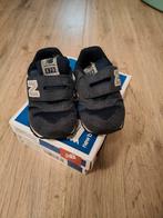 New Balance maat 23,5 blauw, Ophalen of Verzenden, Zo goed als nieuw, Jongetje, Schoentjes