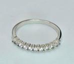 Zilveren Ring met Fonkelende Steentjes, 18 tot 19, Verzenden, ., Zo goed als nieuw