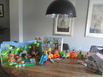 4 sets met veel Duplo10926 10847 10863 10979 beschikbaar voor biedingen