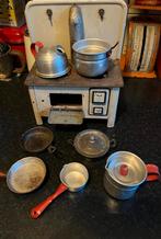 Antiek Fornuisje met Pannetjes, Ophalen of Verzenden