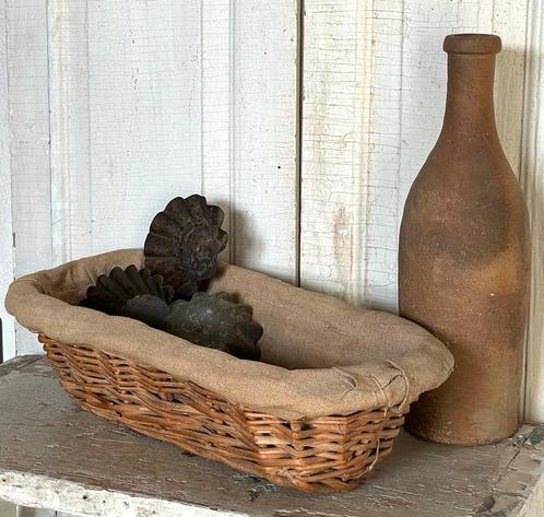 Brocante oud Frans broodmandje linnen bekleed, Antiek en Kunst, Curiosa en Brocante, Ophalen of Verzenden