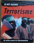 In het nieuws -Terrorisme, de feiten achter de krantenkoppen, Ophalen of Verzenden, 20e eeuw of later, Zo goed als nieuw, Adam Hibbert