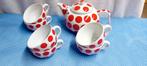 Theepot set - Bowls and Dishes - Wit met Rode Stippen, Ophalen of Verzenden, Nieuw, Porselein, Overige stijlen