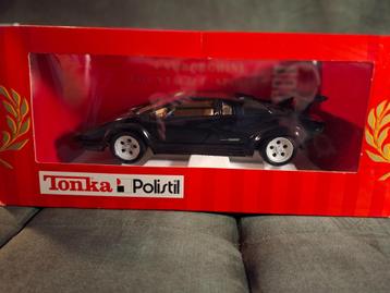 Lamborghini Countach 1:18 - Black beschikbaar voor biedingen