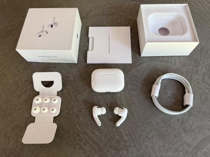 Apple AirPods Pro : €65, Telecommunicatie, Mobiele telefoons | Oordopjes, Zo goed als nieuw, In gehoorgang (in-ear), Bluetooth