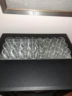 Mooie schaal met 24 amuse glaasjes - Nieuw, Huis en Inrichting, Ophalen of Verzenden, Nieuw