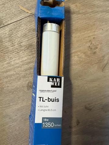 Karwei TL-Buis 18W – 60 cm – Naturel Wit – G13 – TL-D Type beschikbaar voor biedingen