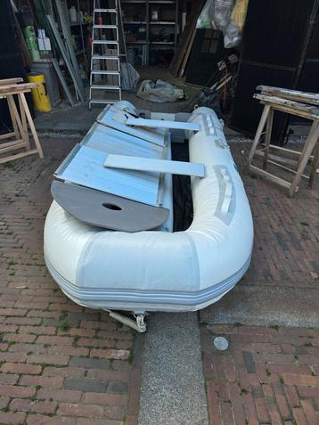 Rubberboot. Merk Benethboats UB330 Opblaasboot beschikbaar voor biedingen
