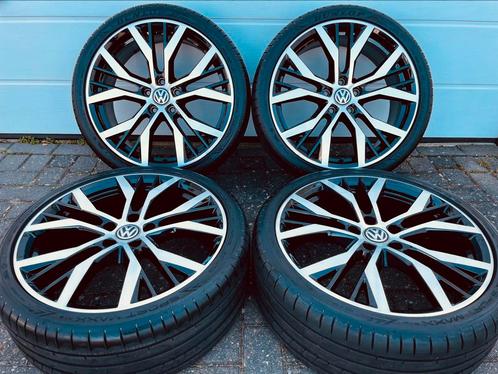 19 Inch Originele VW Santiago Velgen 235/35/19 5x112 !!!, Auto-onderdelen, Banden en Velgen, Banden en Velgen, Zomerbanden, 19 inch