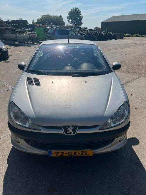 Peugeot 206 2.0 16V CC 2001 Grijs, Auto's, Peugeot, Particulier, Benzine, E, Cabriolet, Handgeschakeld, Origineel Nederlands, Zilver of Grijs
