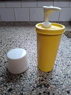 Vintage tupperware oker geel pompje afsluitbaar met dop, Huis en Inrichting, Keuken | Tupperware, Ophalen of Verzenden, Gebruikt