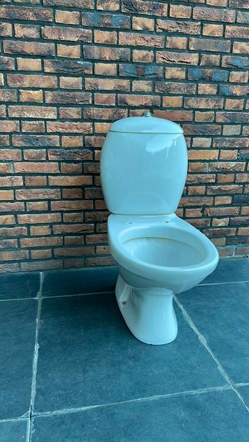 Sphinx duoblok wc met reservoir onder afvoer beschikbaar voor biedingen