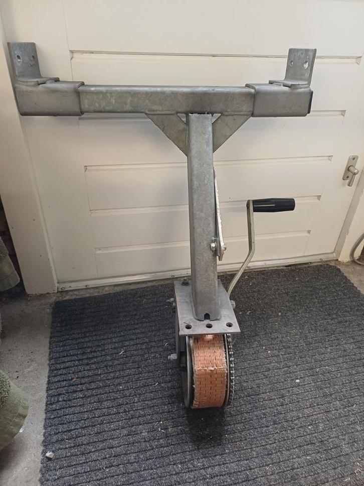 Handlier voor aanhangwagen/boottrailer met rem, Watersport en Boten, Accessoires en Onderhoud, Gebruikt, Overige typen, Ophalen of Verzenden