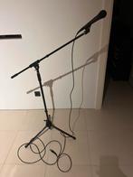 Shure PGA58 dynamische microfoon incl. standaard, Muziek en Instrumenten, Microfoons, Ophalen, Zo goed als nieuw, Zangmicrofoon