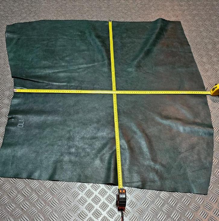 Rund - Leer Smaragd-Groen(zie omschrijving!)AANBIEDING!, Hobby en Vrije tijd, Stoffen en Lappen, Nieuw, Leer of Kunstleer, 30 tot 120 cm