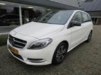 Mercedes-Benz B-Klasse 180 Autom/Panoramadak/Night, Gebruikt, 4 cilinders, Met garantie (alle), 1595 cc