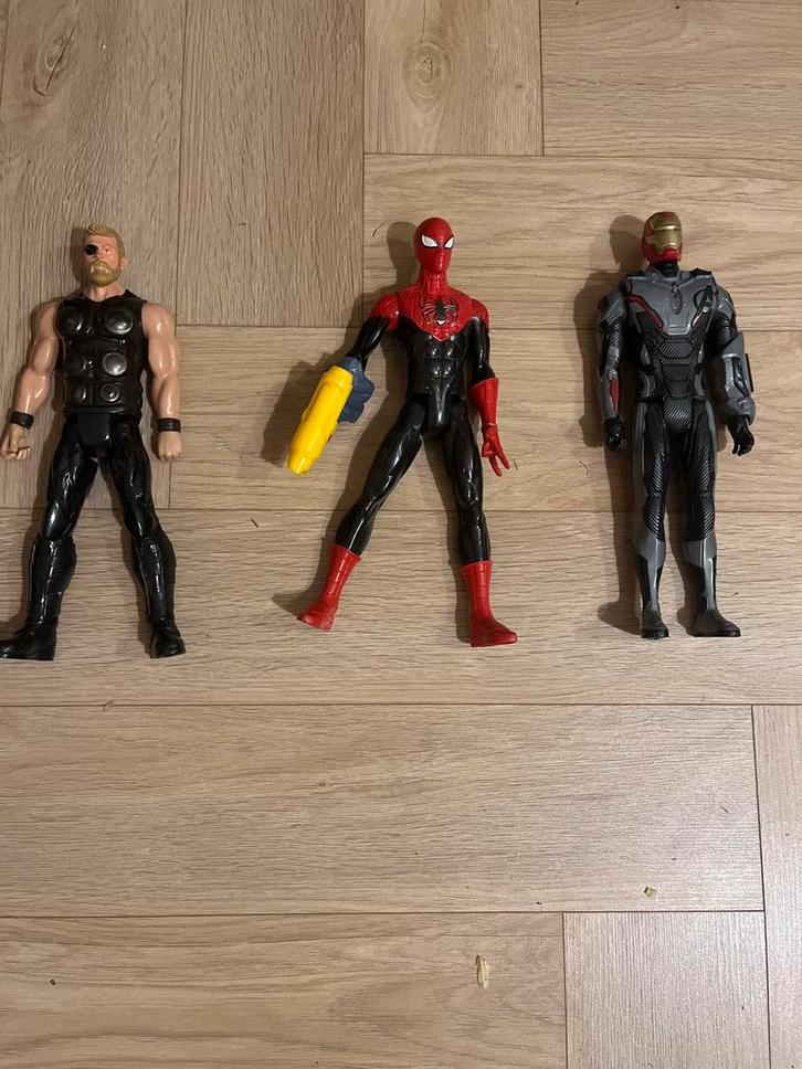 Marvel Poppen Set - Thor, Spiderman, Iron Man, Kinderen en Baby's, Speelgoed | Actiefiguren, Gebruikt, Ophalen