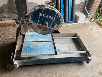 Carat stenenzaagtafel beschikbaar voor biedingen