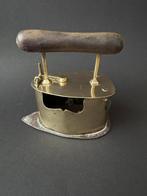 Antieke strijkbout/ strijkijzertje Amsterdammertje, Antiek en Kunst, Antiek | Gereedschap en Instrumenten, Ophalen of Verzenden