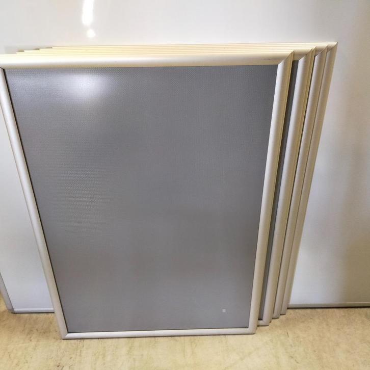 Kliklijst 88x62.5 cm - informatiebord ``in prijs verlaagd``, Huis en Inrichting, Woonaccessoires | Lijsten, Gebruikt, 75 cm of meer