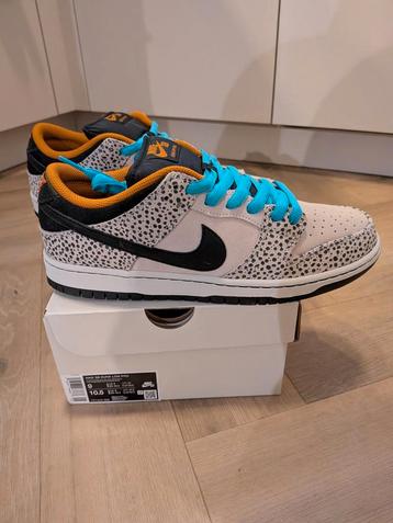 Nike dunk low 42,5 phantom black monarch safari beschikbaar voor biedingen