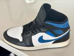 Nike Air Jordan 1 mid white black racer blue, Kleding | Heren, Schoenen, Ophalen of Verzenden, Zo goed als nieuw