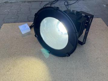 Led Highbay 100 Watt met dimmer beschikbaar voor biedingen