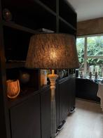 Lamp met klassieke landelijke voet circa 160cm hoog, Huis en Inrichting, Lampen | Tafellampen, Ophalen, Zo goed als nieuw, Klassiek landelijk