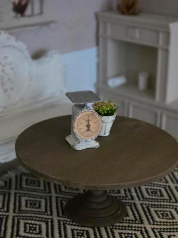 Poppenhuis Weegschaal 1:12 beschikbaar voor biedingen