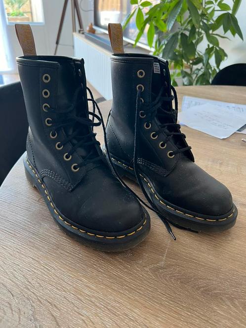 Dr Martens Laarzen maat 37, Kleding | Dames, Schoenen, Zo goed als nieuw, Zwart, Ophalen