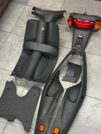 Buitenkappenset Piaggio Zip 50cc 2 takt (2t Zip Type 3), Ophalen of Verzenden, Zo goed als nieuw, Piaggio