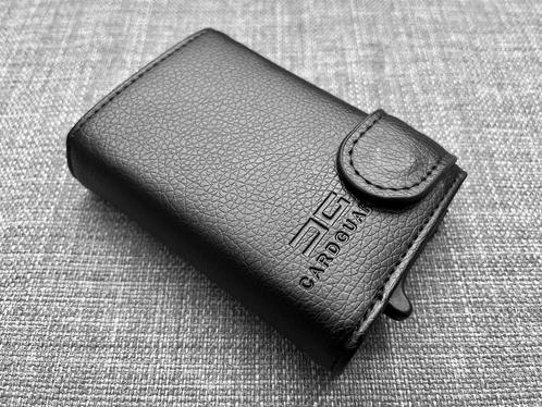 Card Guard Pasjeshouder – Zwart, Sieraden, Tassen en Uiterlijk, Portemonnees, Nieuw, Zwart, Ophalen