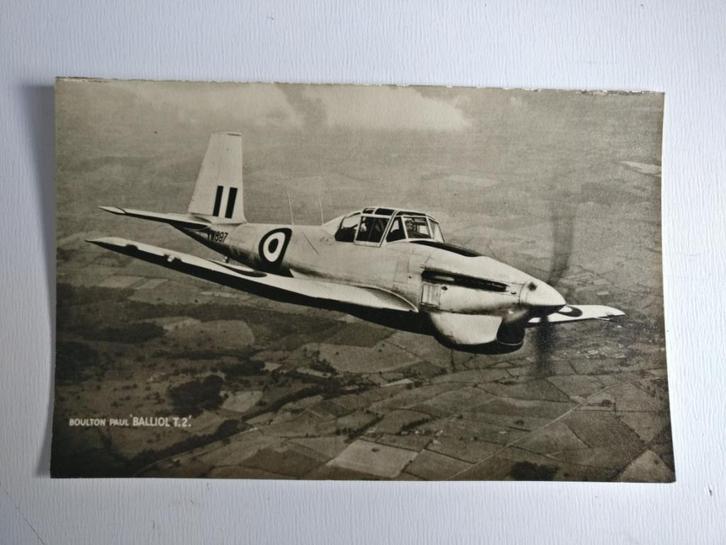 Ansichtkaart met een Boulton Paul “Balliol T.2” (A63), Verzamelen, Luchtvaart en Vliegtuigspotten, Gebruikt, Kaart, Foto of Prent