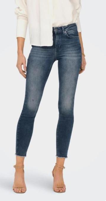 Mooie stretch spijkerbroek van ONLY maat XS/30.   beschikbaar voor biedingen