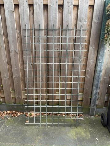 Betonijzer beschikbaar voor biedingen