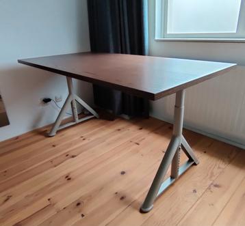 Ikea bureau verstelbaar