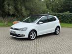 Volkswagen Polo 1.2 TSI High Line PANO I CRUISE I PDC I 90PK, Auto's, Volkswagen, Gebruikt, 4 cilinders, Wit, Origineel Nederlands