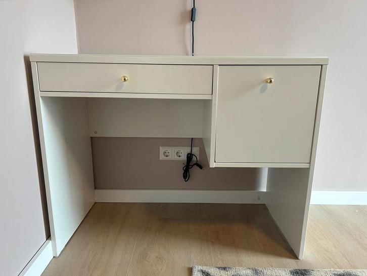 Toilettafel IKEA SYVDE, Huis en Inrichting, Bureaus, Zo goed als nieuw, Bureau, In hoogte verstelbaar, Ophalen