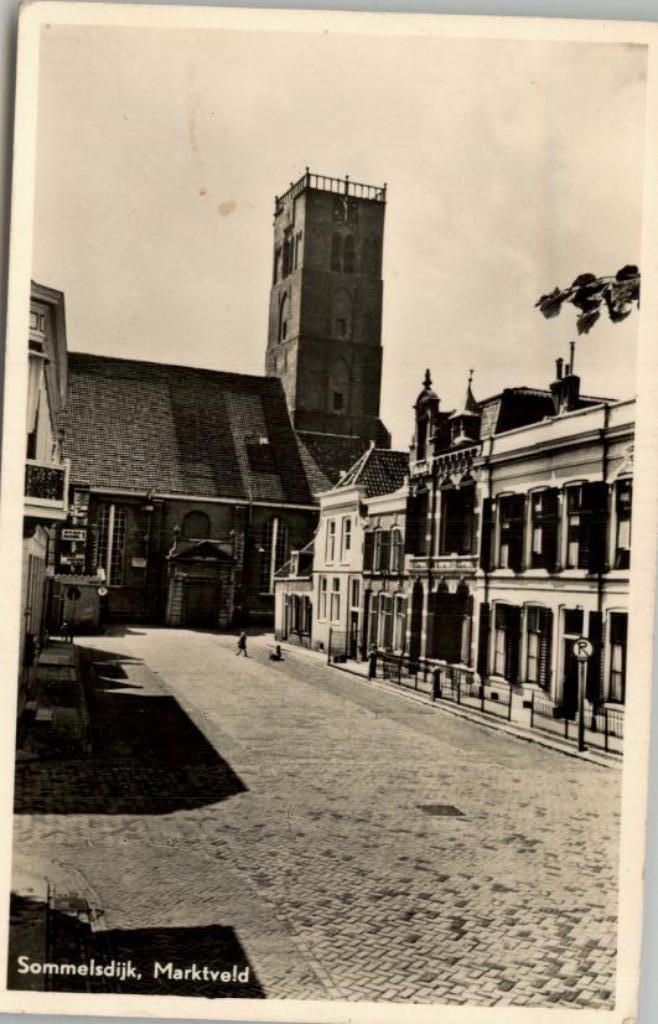 Sommelsdijk Marktveld  st 1956, Verzamelen, Ansichtkaarten | Nederland, Gelopen, Zuid-Holland, 1940 tot 1960, Verzenden