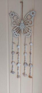 Houten vlinder hanger met schelpen en kralen ( is nieuw ), Ophalen, Nieuw