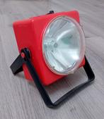 Eveready Latern, vintage rode vierkante lamp Eveready,, Antiek en Kunst, Antiek | Lampen, Ophalen of Verzenden