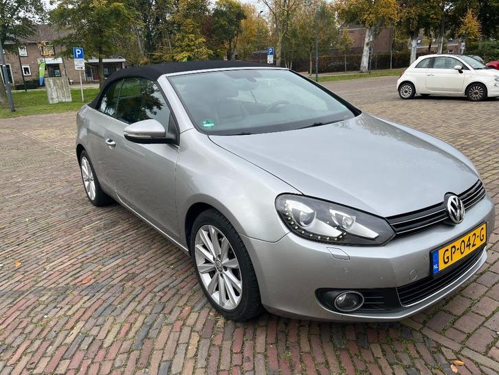 Volkswagen Golf 1.6 TDI 77KW BMT Cabrio 2011 Grijs, Auto's, Volkswagen, Particulier, Golf, ABS, Airbags, Airconditioning, Bluetooth