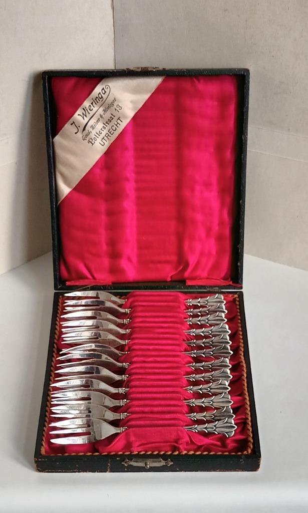Georg Nilsson Gero 12 gebaks cake vorkjes in doos, Antiek en Kunst, Antiek | Bestek, Verzenden